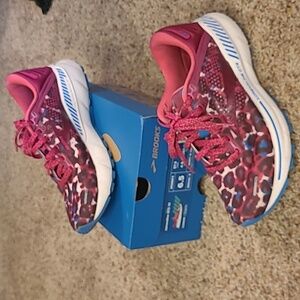 Brooks shoes